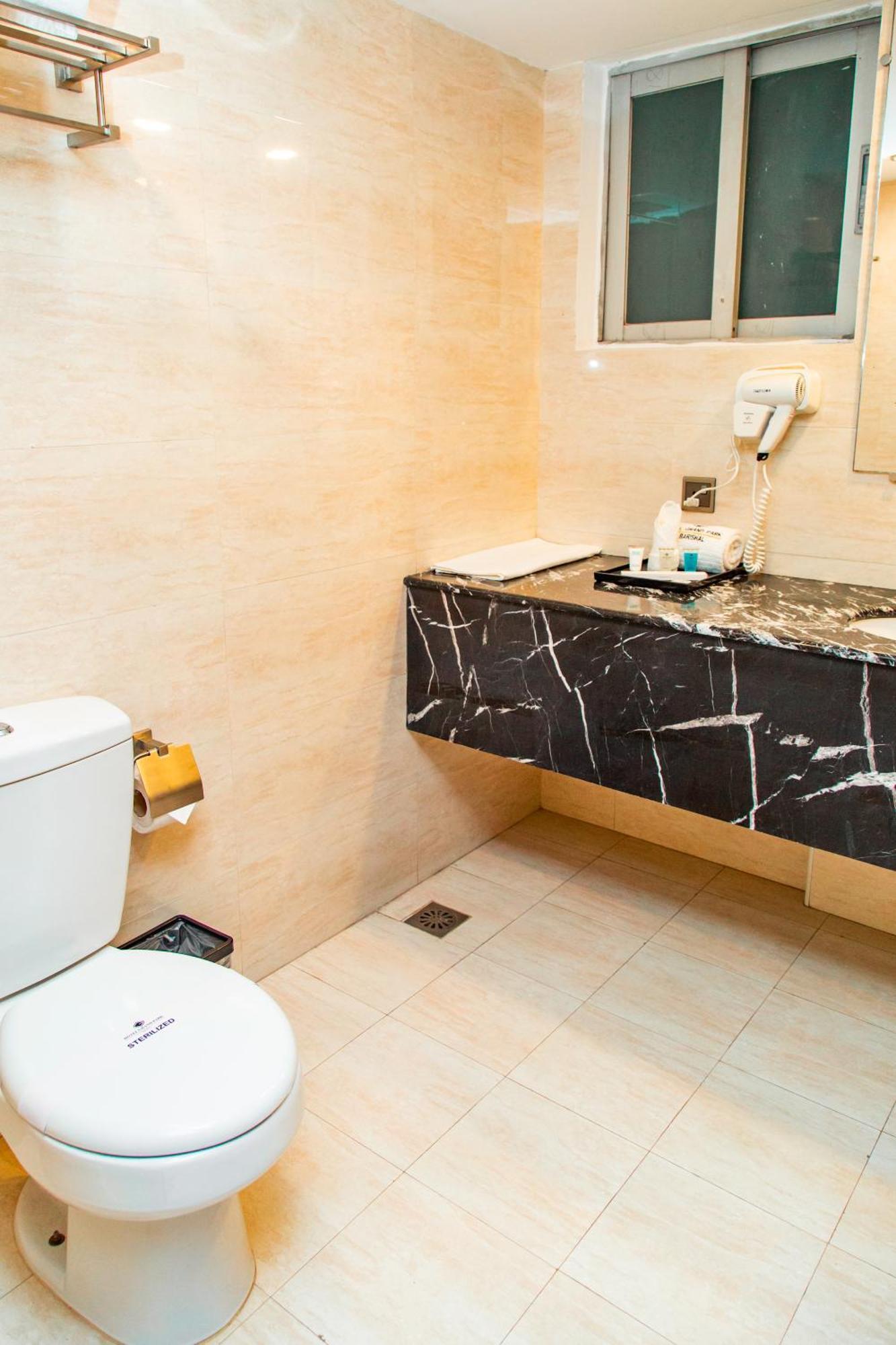 Hotel Grand Park Barishal Экстерьер фото