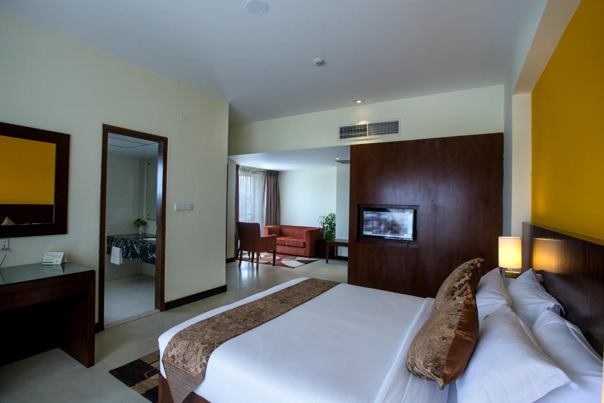 Hotel Grand Park Barishal Экстерьер фото