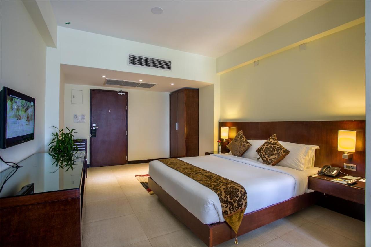 Hotel Grand Park Barishal Экстерьер фото