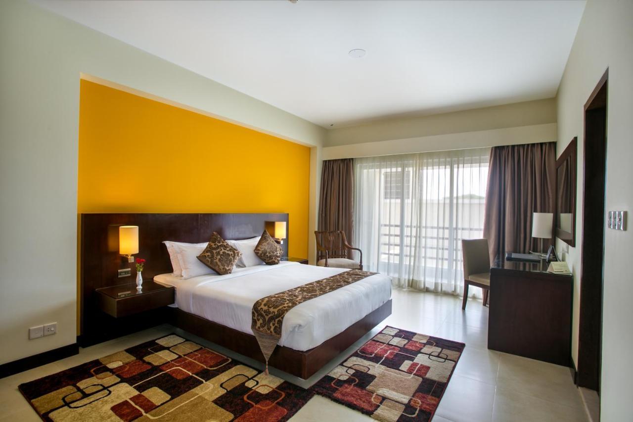 Hotel Grand Park Barishal Экстерьер фото