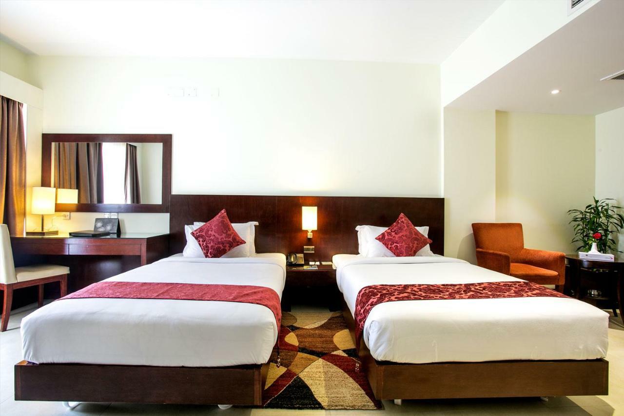 Hotel Grand Park Barishal Экстерьер фото
